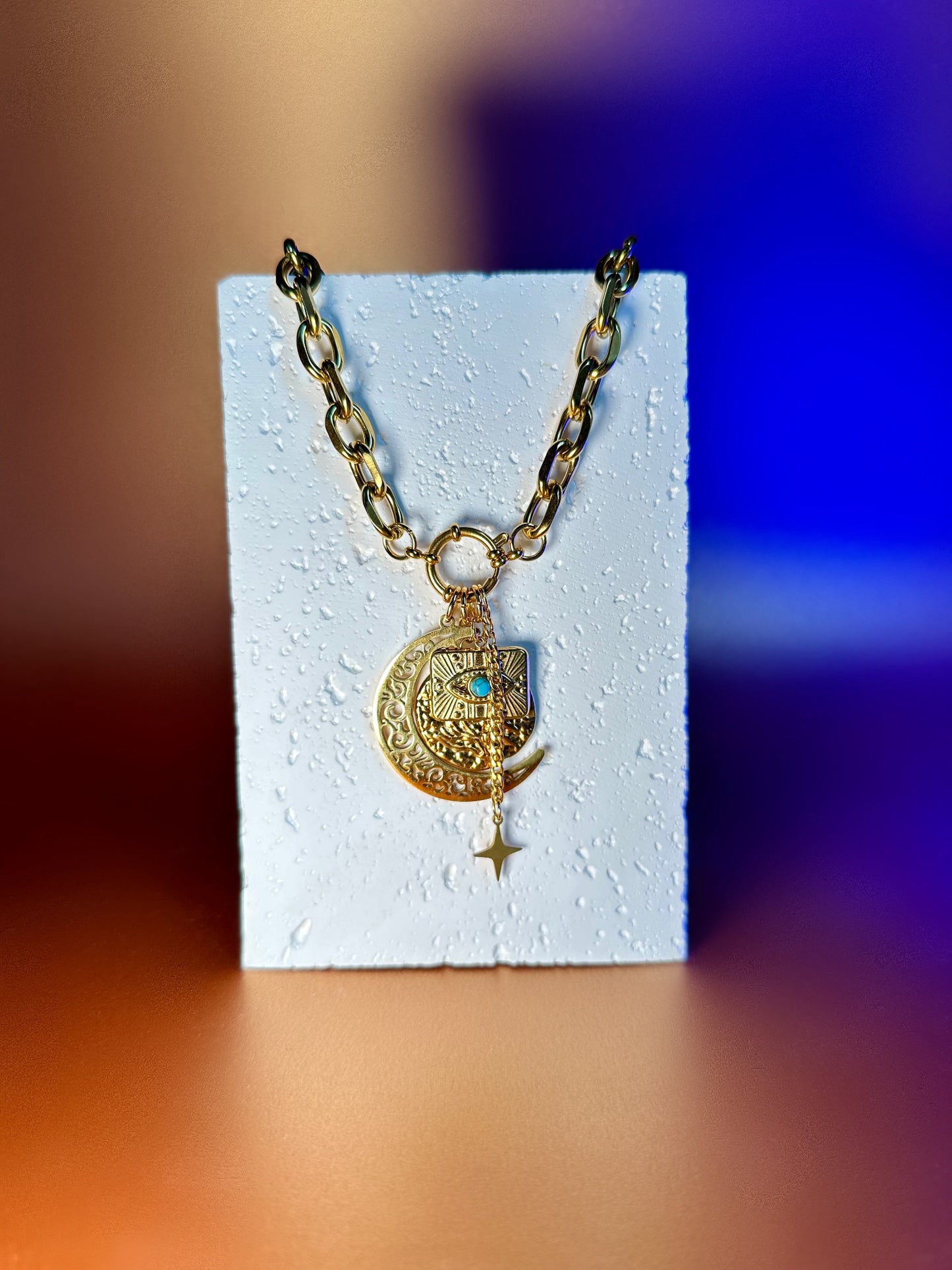 Collier Mooneye